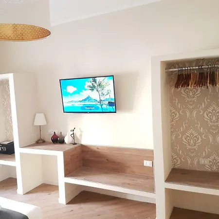 Momo Vatican Museums *