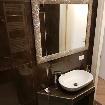 Momo Vatican Museums Řím